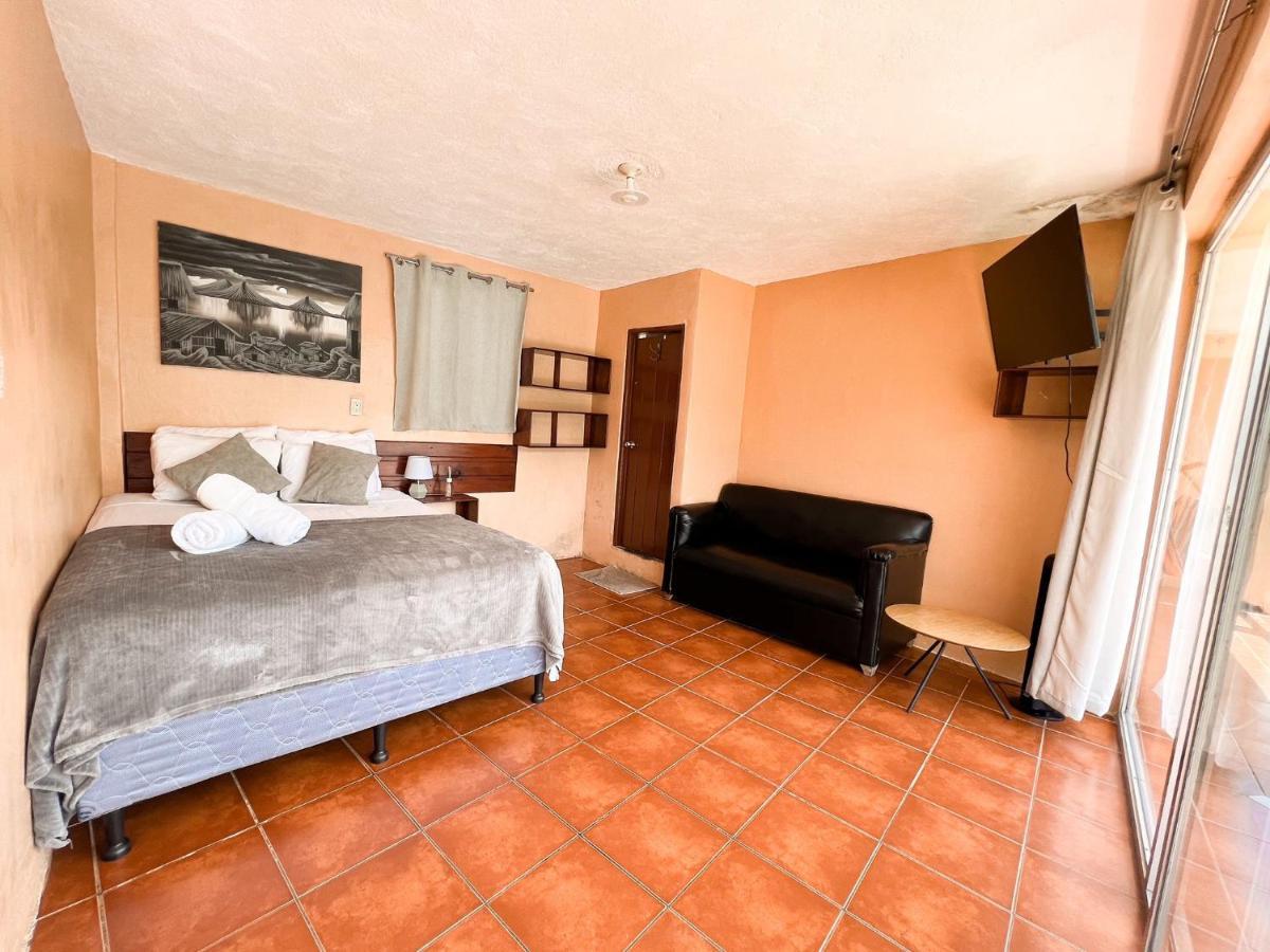 Amigos Hotel San Pedro La Laguna Ngoại thất bức ảnh