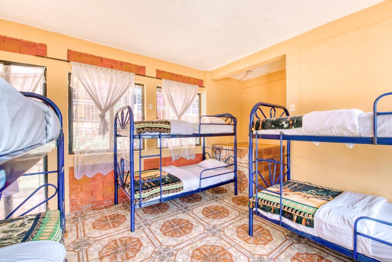 Amigos Hotel San Pedro La Laguna Ngoại thất bức ảnh