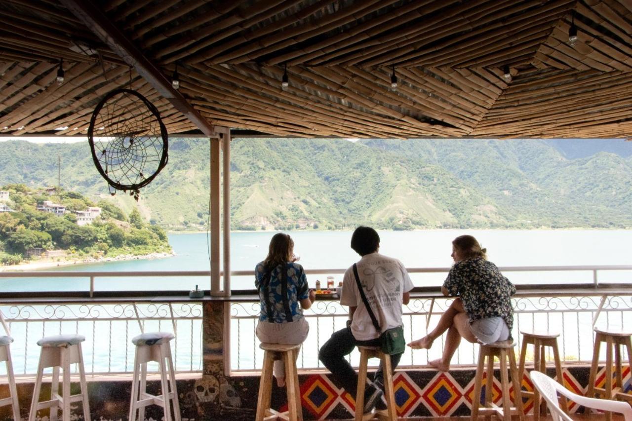 Amigos Hotel San Pedro La Laguna Ngoại thất bức ảnh